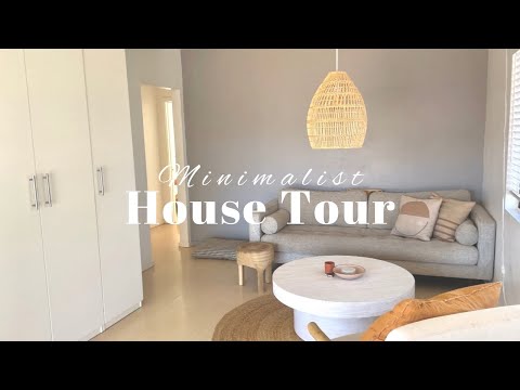 Видео: Экскурсия по минималистичному дому | Дом без беспорядка