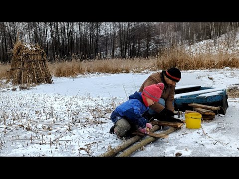Видео: Строим дорогу к озеру. Разведка мест выше против течения реки