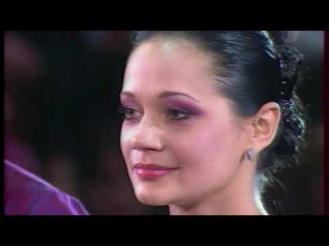 Видео: "Цирк со звёздами"  Ирина Чащина.   (парные жонглеры)-  2008г.