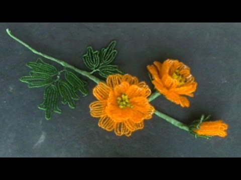 Видео: Цветок из бисера. Мастер - класс. Бисероплетение.