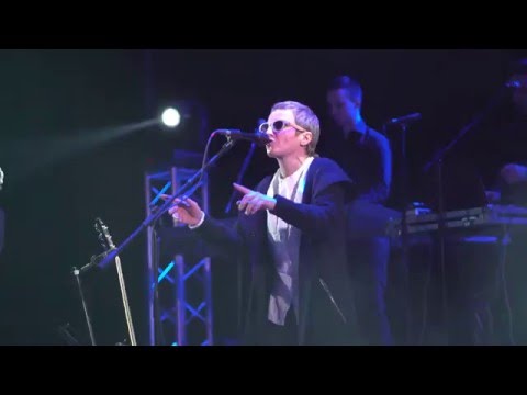 Видео: Сурганова и Оркестр – Нас единицы