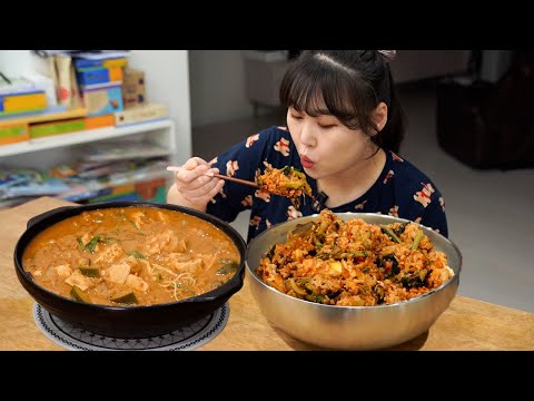 Видео: Пибимпаб с кимчи из молодой редьки, приготовленным моей свекровью, и рагу из соевой пасты Мукбанг