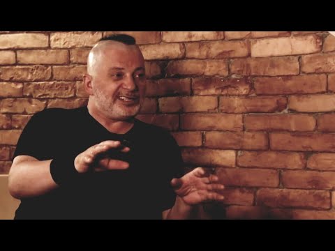 Видео: Вадим Самойлов — интервью перед выступлением на фестивале Кардиограмма (Екатеринбург), 10.06.2023