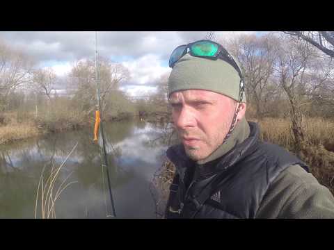 Видео: Спиннинг на МАЛОЙ РЕКЕ в Калужской обл!!! Ловля щуки осенью!!!