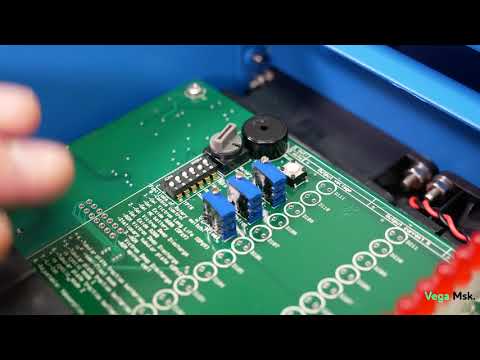 Видео: Вскрываем мощное зарядное устройство Victron Energy Skylla-i 24/80 (1+1)