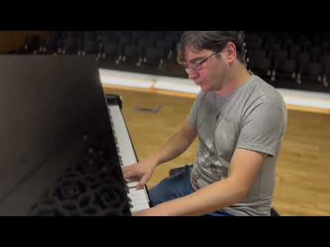 Видео: Niki Zahariev, Ники Захариев, Не ме страх да обичам и живея, I'm not afraid to love and live