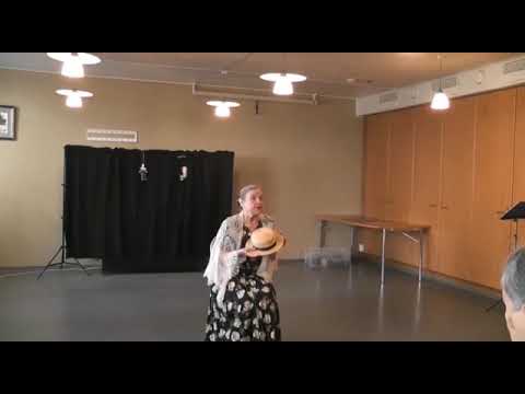 Видео: Тапио Раутаваара "Дедушкина шляпа" Исполняет Светлана Тиркконен.