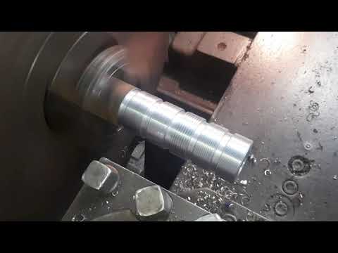 Видео: нарезка резьбы на разьем гайки. мастра знают, новичкам полезно узнать.