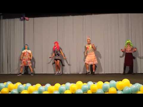 Видео: Ржачная сценка на 8 марта)!!!!