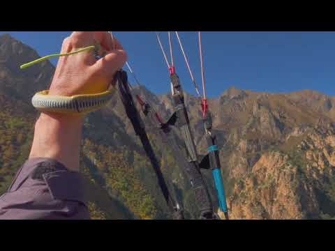 Видео: Полеты на параплане 8-10-25 Чегем