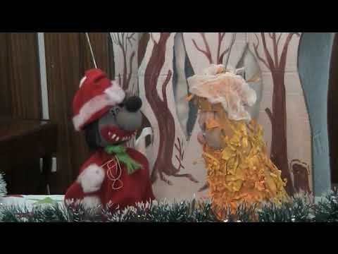 Видео: В очакване на дядо Коледа - представление на куклен театър "Лили"