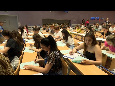 Видео: Над 600 кандидати се явиха на редовния изпит по биология в МУ - Варна