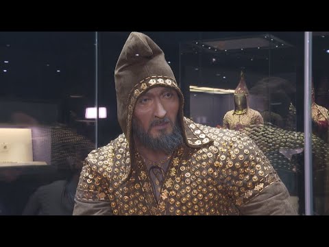 Видео: Восьмого «золотого человека» презентовали в столице