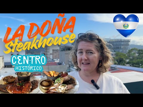Видео: Попробуем лучший стейк-хаус в историческом центре Сан-Сальвадора! — Исторический центр Ла Донья 🇸🇻