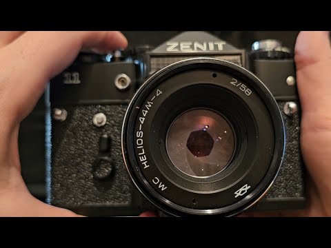 Видео: НОВЫЙ ZENIT 11 малоформатный однообъективный зеркальный фотоаппарат КАПСУЛА ВРЕМЕНИ