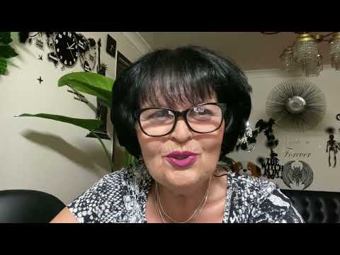 Видео: Семейный обед на яхте.