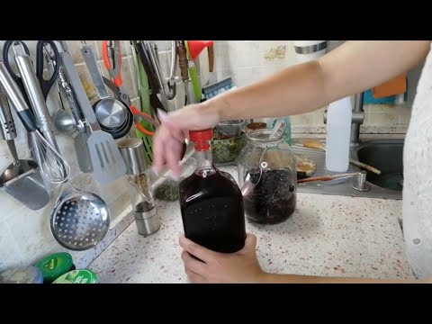 Видео: СОК ИЗ ЯГОД НА ЗИМУ | ЭТО ВКУСНО И ПОЛЕЗНО!!!