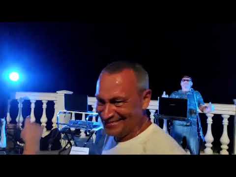 Видео: И снова седая ночь..*Самая веселая на Белой набережной в Анапе.Хит Альянс.🎶🌟🎸💃🌠🕺