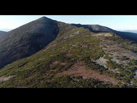 Видео: Магадан 2025 полет 1 от 19 октября штурм вершин с Арманского перевала DJI 0361