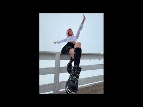 Видео: [FREE] ДОРА x МЕЙБИ БЕЙБИ Type Beat - "first of all"