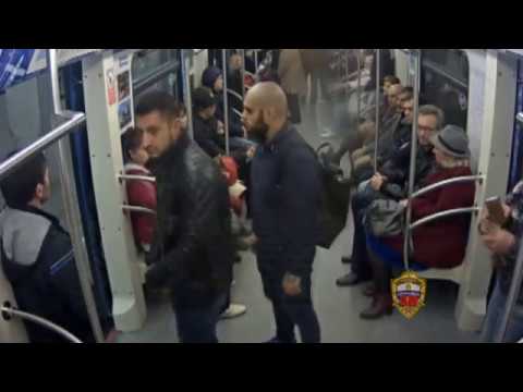 Видео: Оперативники УВД на ММ задержали мужчину за инсценировку кражи сотового телефона