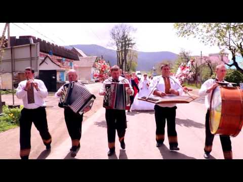 Видео: Гуцульські музикі гурт Полонинська ватра