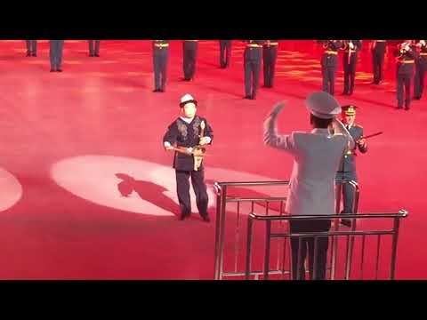 Видео: КЫРГЫЗ МУЗЫКАСЫН КЫТАЙДА ЖАҢЫРТКАН АСКЕРДИК ОРКЕСТР