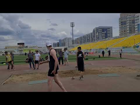 Видео: Прыжок в длину, мужчины