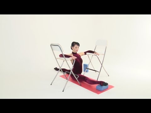 Видео: Как сесть на шпагат? 7 лучших упражнений для растяжки на шпагат