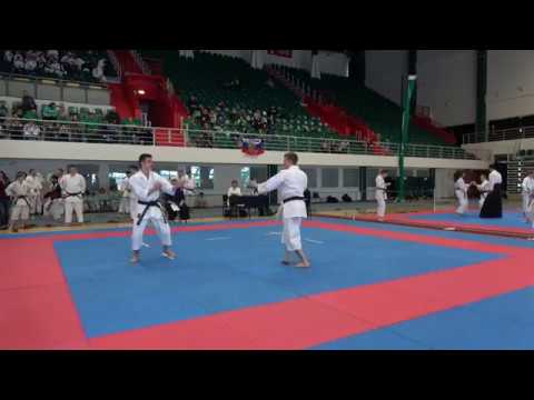 Видео: Порхай как бабочка, жаль как пчела!