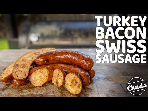 Видео: Колбаса из индейки с беконом | Chuds bbq