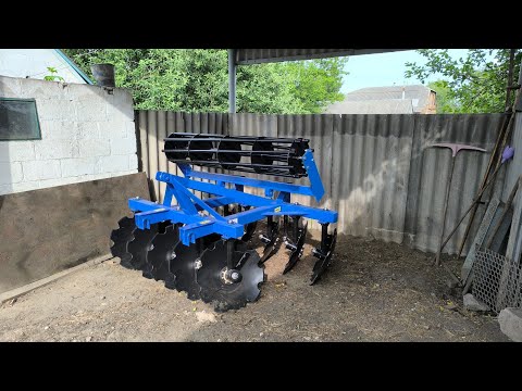Видео: дисковая борона АГД 1.8 на ЮМЗ-6.