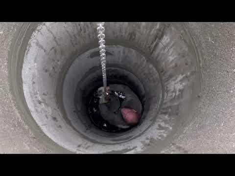 Видео: Плывун в колодце !!!! Очень мощный плывун сегодня на нашем обьекте !!!