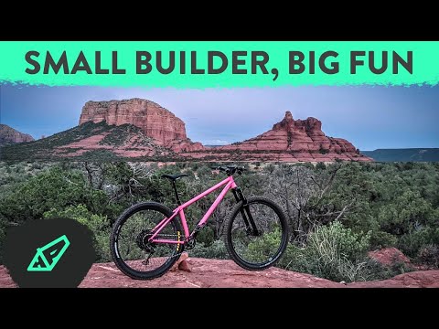 Видео: БОЛЬШАЯ победа от мелкого производителя — обзор хардтейла Solstice Mullet от Neuhaus Metalworks