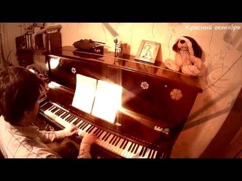 Видео: Алла Пугачева - Старинные часы ноты