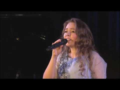 Видео: "Этот большой мир" - Анастасия Добровольская