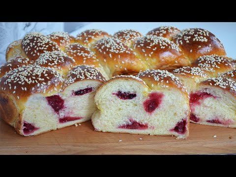 Видео: Пышная плетенка с начинкой из ягод |   Lush braid stuffed with berries