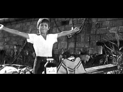 Видео: Ты слышишь, море - Свистать всех наверх