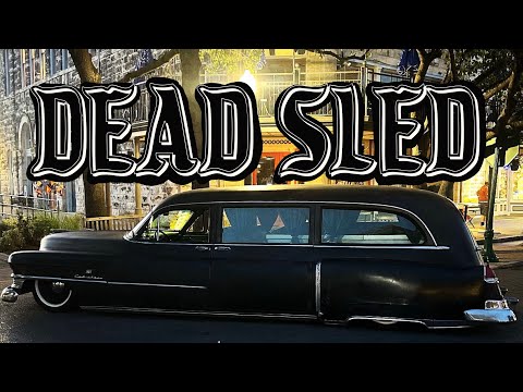 Видео: От свалки до уличной суеты: возрождение классического катафалка