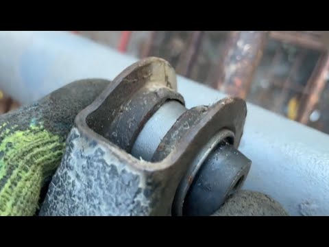Видео: Как заменить сайлентблоки если разбиты посадочные места
