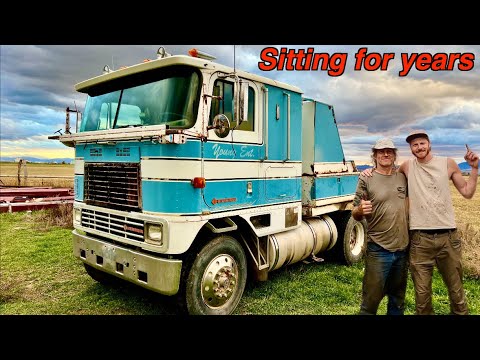 Видео: Если я заставлю этот полуприцеп работать/ехать, я смогу доехать на нём до дома! @mtnfortresslabs