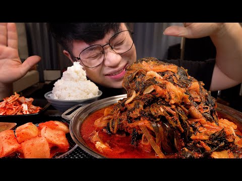 Видео: SUB_Я ем суп из картофеля фри с косточками. Это вкусная еда. Легендарный мукбанг