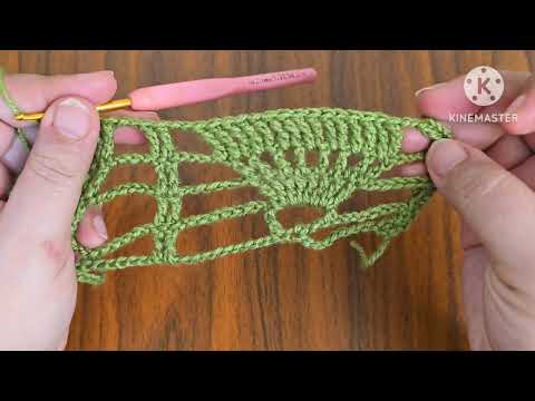 Видео: Как связать женскую шаль полым швом крючком, работать легко и очень интересно.