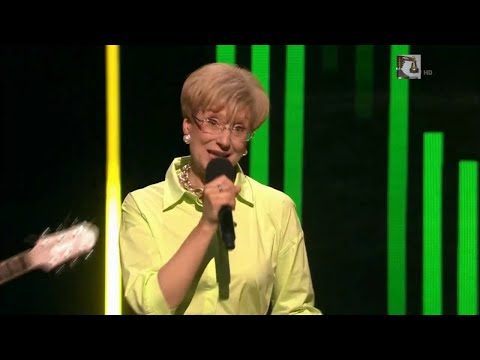 Видео: Элеонора Филина - Коленками назад