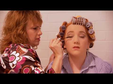 Видео: Серьезная подготовка к конкурсу красоты | Коронованные детки | TLC