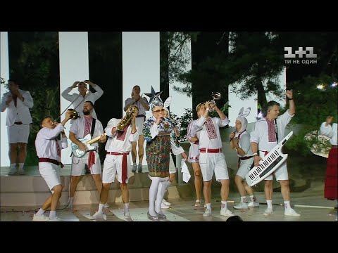 Видео: Верка Сердючка — Италия. Светская жизнь. 15 лет