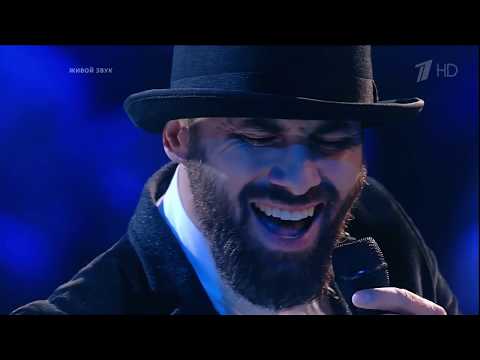 Видео: Голос 2019 Юрий Шурховецкий и Элимдар Сейдосманов. «Rolling in the deep».