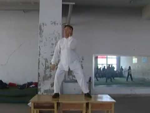 Видео: Чань сы цзинь - цигун шелковой нити