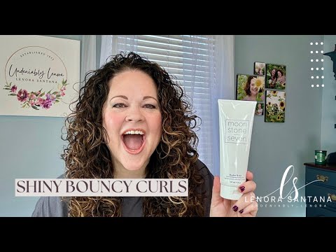 Видео: Гель MoonStoneSeven Hydra Hold на вьющихся волосах 3A | Урок по созданию формы и упругости