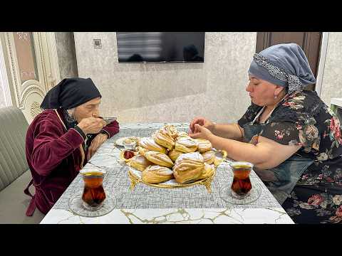 Видео: 92-летняя бабушка готовит старинный рецепт печенья и вкусные обеды | Кухня бабушки